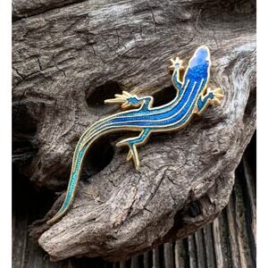 WM Spear 1986 Enamel Blue Lizard Brooch/Pin